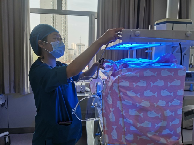 陕西省第四人民医院日间“蓝光”治疗正式开诊