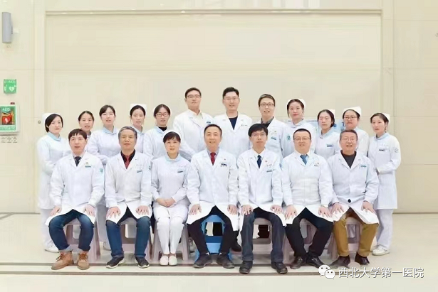 【医疗技术】一个小孔治疗腰椎管狭窄，啪啪啦
骨三科成功开展OSE脊柱内镜手术