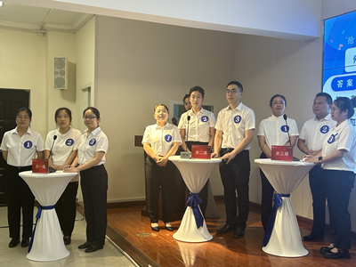 崇尚人文精神  彰显医者仁心 — 啪啪啦
举行第七届“中国医师节”庆祝暨表彰大会